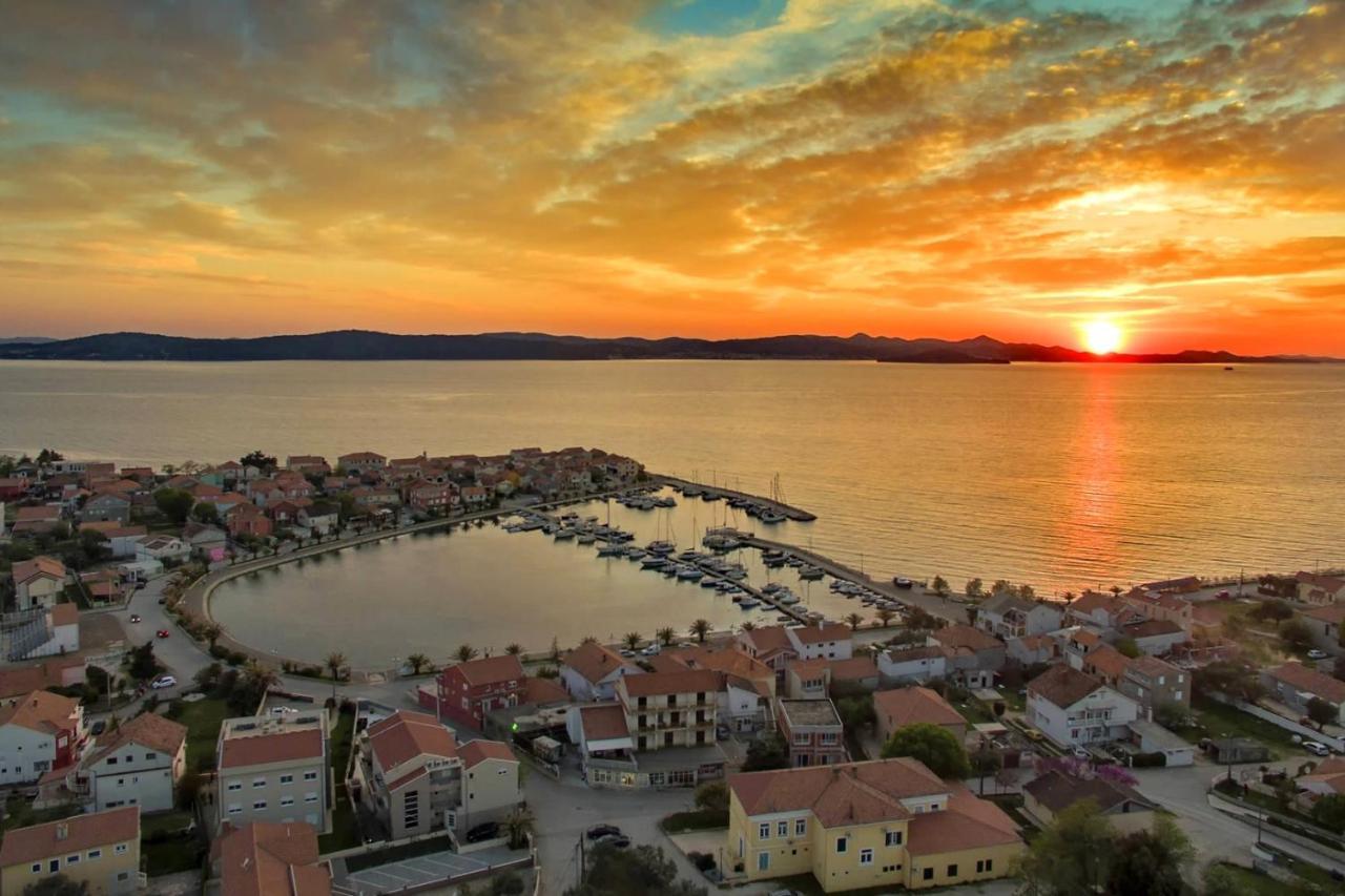 Apartments With A Parking Space Bibinje, Zadar - 681 Zewnętrze zdjęcie